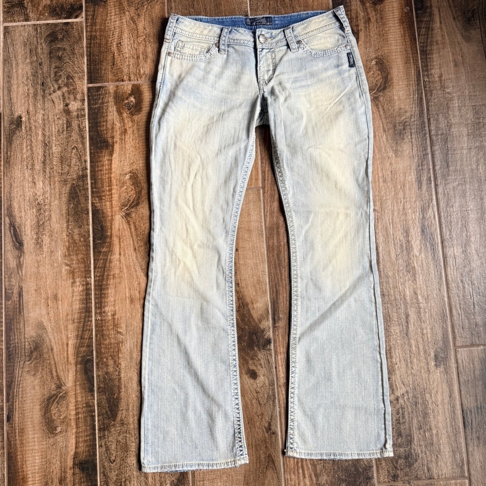 Silver Jeans Co. Y2K Women's Pioneer Distressed Bootcut Jeans, Light Wash, 31x33